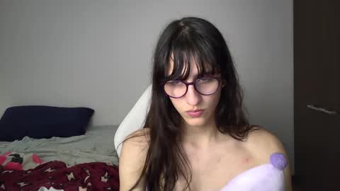 Snapshot of alicia_love29 chatting on 18, 12, 2024 Alice online show from 18, 12, 2024