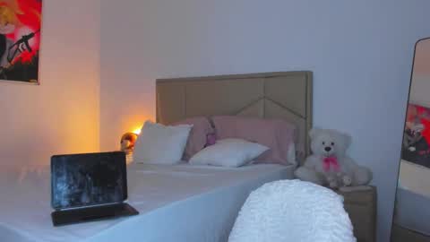 aliciabiden online show from 3, 2, 2026