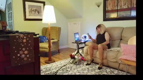 Alicia deHart  Help me reach 1000 Followers. Its FREE online show from 5, 7, 2026