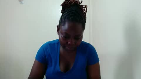 alicialust1 online show from 9, 3, 2025