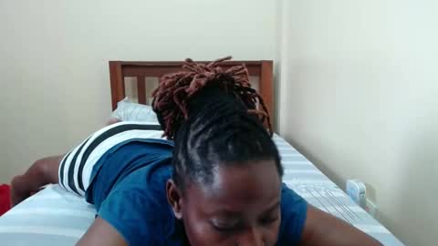 alicialust1 online show from 12, 3, 2025