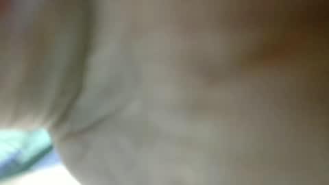 alidaalida2 online show from 8, 3, 2025