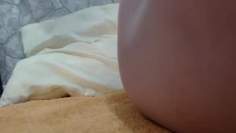 alidaalida2 online show from 7, 1, 2026