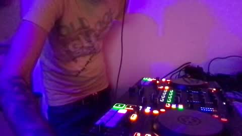 busco rockera online show from 25, 2, 2025