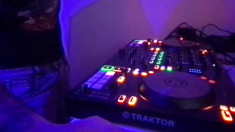 busco rockera online show from 2, 3, 2025