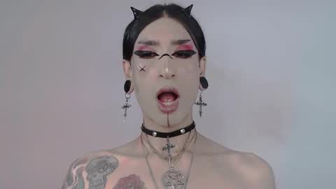     online show from 23, 9, 2025