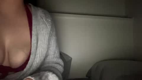 alihandra_ale online show from 23, 9, 2025