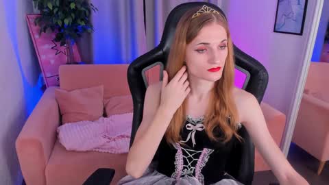 Snapshot of aliice_cartier chatting on 31, 1, 2025 Alice online show from 31, 1, 2025