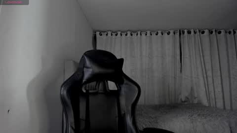 aliice_walker_ online show from 4, 8, 2026