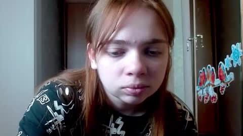 Snapshot of aliiice_stone chatting on 18, 9, 2025 Alice online show from 18, 9, 2025
