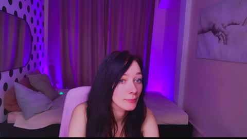 Snapshot of alina_cute_ chatting on 17, 12, 2024 Alina online show from 17, 12, 2024