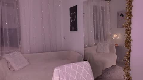 Snapshot of alina_cute_ chatting on 9, 1, 2025 Alina online show from 9, 1, 2025