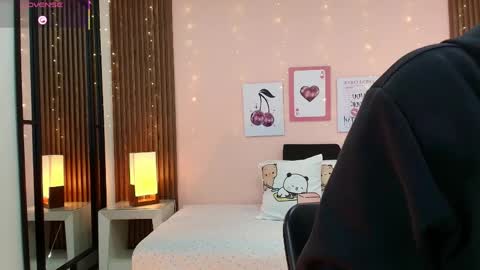 Alina online show from 7, 4, 2026