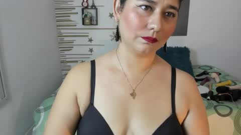 alinabozz1 online show from 21, 9, 2025