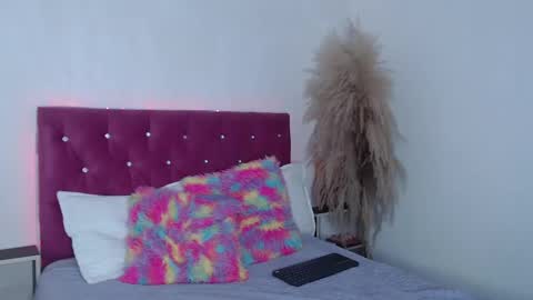 Snapshot of alinakiss_ chatting on 14, 2, 2025 lili online show from 14, 2, 2025