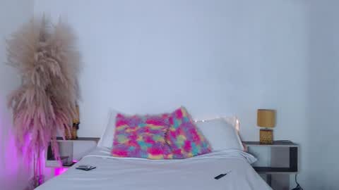 Snapshot of alinakiss_ chatting on 16, 2, 2025 lili online show from 16, 2, 2025