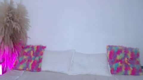 Snapshot of alinakiss_ chatting on 23, 2, 2025 lili online show from 23, 2, 2025