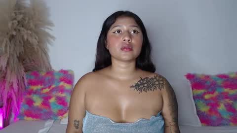 Snapshot of alinakiss_ chatting on 28, 2, 2025 lili online show from 28, 2, 2025