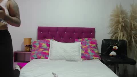 Snapshot of alinakiss_ chatting on 11, 3, 2025 lili online show from 11, 3, 2025