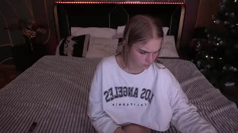 Snapshot of alinalemon chatting on 8, 1, 2026 Alina online show from 8, 1, 2026