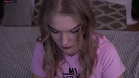 Snapshot of alinalemon chatting on 3, 2, 2026 Alina online show from 3, 2, 2026