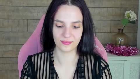 Snapshot of alinamarshal chatting on 14, 1, 2026 AlinaMarshal online show from 14, 1, 2026