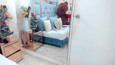 alinamoretz online show from 17, 12, 2025