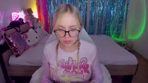 Snapshot of alinaocean chatting on 6, 11, 2025 alinaocean online show from 6, 11, 2025