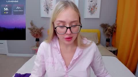Snapshot of alinaocean chatting on 16, 11, 2025 alinaocean online show from 16, 11, 2025