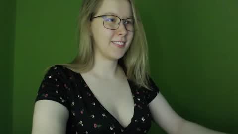 alinasei online show from 17, 6, 2026