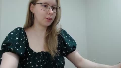 alinasei online show from 28, 6, 2026