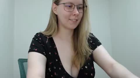alinasei online show from 18, 7, 2026