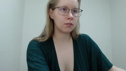 alinasei online show from 4, 8, 2026