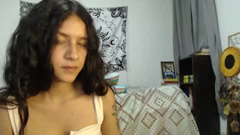 Snapshot of alinawoolf_ chatting on 11, 3, 2025  Ali  online show from 11, 3, 2025