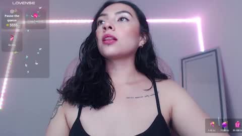 Alejandra online show from 10, 3, 2025