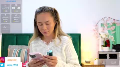 Alisa online show from 22, 10, 2025