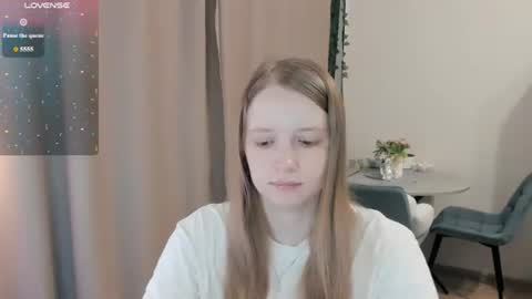 Snapshot of alisha_ley chatting on 13, 7, 2026 Alya online show from 13, 7, 2026