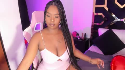 Alisha online show from 5, 3, 2025