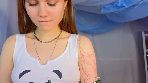 Alisia online show from 9, 1, 2025