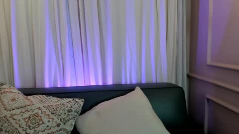 Snapshot of alison_ferrera chatting on 12, 5, 2026 Ali online show from 12, 5, 2026