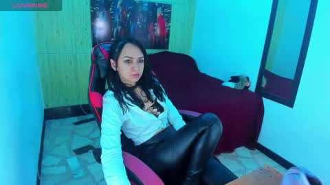 ALISON MOON online show from 4, 10, 2025