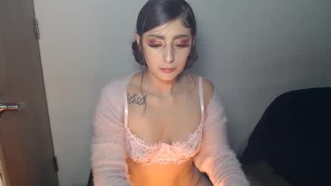 Snapshot of alison_squirts chatting on 19, 2, 2026 alison_squirts online show from 19, 2, 2026