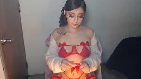 Snapshot of alison_squirts chatting on 3, 3, 2026 alison_squirts online show from 3, 3, 2026