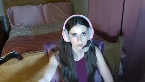 Snapshot of alisonfieldsxo chatting on 15, 2, 2026 Alison Fields online show from 15, 2, 2026