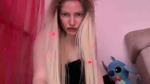 Ecate online show from 13, 9, 2025