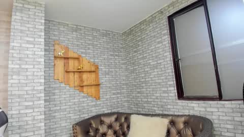 alisonn_doll online show from 23, 11, 2025