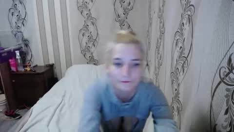 Snapshot of alissaclentx chatting on 4, 12, 2025 alissaclentx online show from 4, 12, 2025