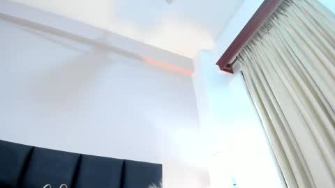 AlissaNix online show from 20, 12, 2025