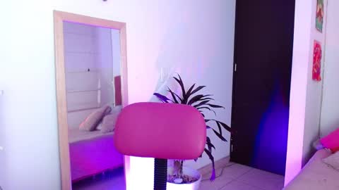 Snapshot of alissesallie_ chatting on 19, 1, 2025 alissesallie_ online show from 19, 1, 2025