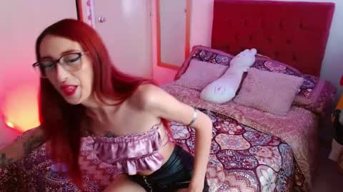 Snapshot of alissesallie_ chatting on 27, 4, 2026 alissesallie_ online show from 27, 4, 2026
